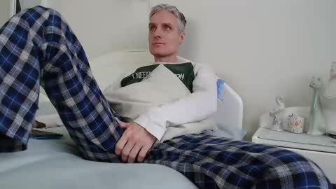 Snapshot of toffmen chatting on February 2025 07:36:02 AM Daniel Bisexual uncut 20cm online show from February 2025 07:36:02 AM