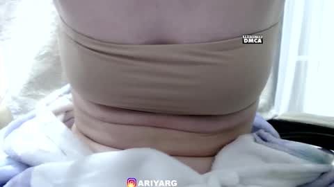 Arina online show from January 2026 11:52:02 PM