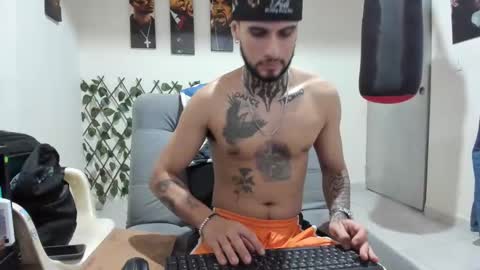 Snapshot of tokio_master chatting on October 2025 04:09:01 AM Tokyo Master online show from October 2025 04:09:01 AM