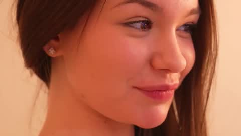  ALICE  online show from November 2025 03:21:01 PM