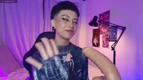 Snapshot of tokyo_blues chatting on October 2025 07:53:01 AM Halsey Sofii online show from October 2025 07:53:01 AM