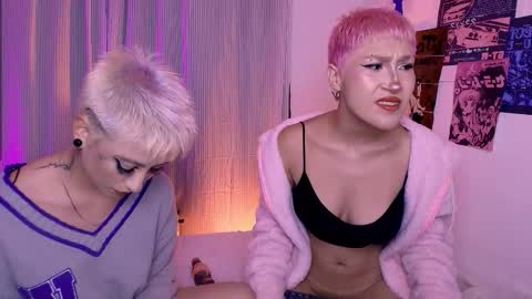 Snapshot of tokyo_blues chatting on November 2025 04:34:02 AM Halsey Sofii online show from November 2025 04:34:02 AM