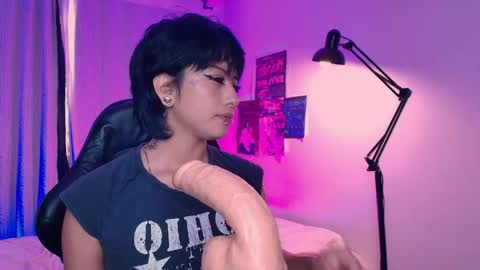 Snapshot of tokyo_blues chatting on April 2026 07:58:02 PM Halsey Sofii online show from April 2026 07:58:02 PM