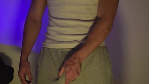 tokyo_oo online show from November 2025 03:22:01 PM