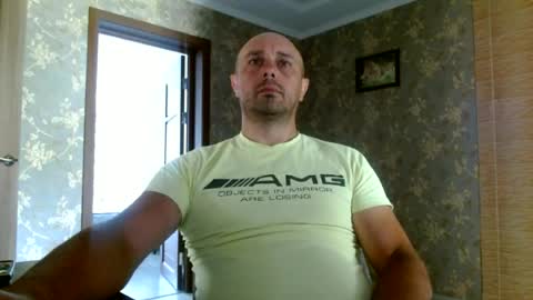 Snapshot of tolianuch chatting on June 2026 09:50:01 AM Huligan online show from June 2026 09:50:01 AM