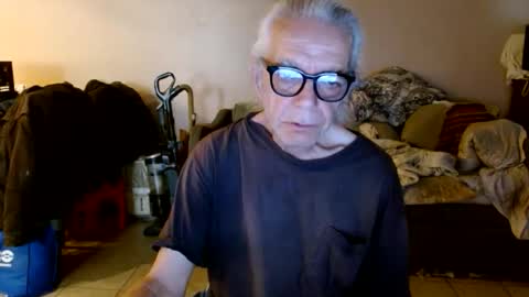 Snapshot of tom112292014 chatting on April 2026 04:25:01 PM tom112292014 online show from April 2026 04:25:01 PM