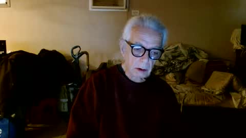 Snapshot of tom112292014 chatting on April 2026 01:13:01 PM tom112292014 online show from April 2026 01:13:01 PM