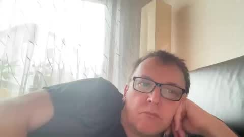 Snapshot of tom6644 chatting on January 2025 02:49:02 PM Tom online show from January 2025 02:49:02 PM