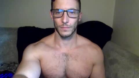 tom90ukx online show from October 2025 05:25:01 PM