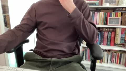 Snapshot of tom94jh chatting on April 2026 11:48:01 AM tom94jh online show from April 2026 11:48:01 AM