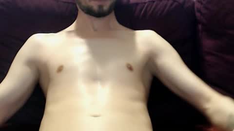 tom_michaelx online show from November 2025 05:51:01 AM