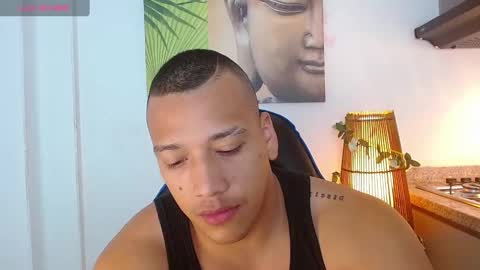 Tom muscle1 online show from February 2025 06:09:02 PM