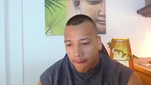 Tom muscle1 online show from March 2025 11:18:02 AM