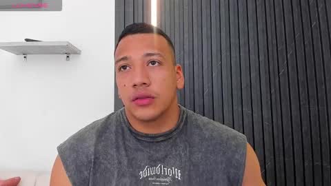 Tom muscle1 online show from September 2025 12:05:02 PM