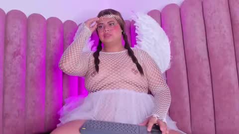 Snapshot of tom_silver_ chatting on December 2024 02:19:02 AM Tom Silver online show from December 2024 02:19:02 AM