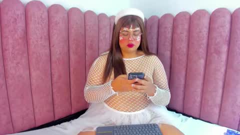 Snapshot of tom_silver_ chatting on January 2025 12:06:02 PM Tom Silver online show from January 2025 12:06:02 PM