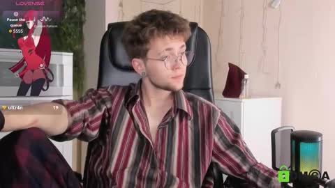 Snapshot of tomas_norton chatting on March 2026 03:31:01 PM tomas_norton online show from March 2026 03:31:01 PM