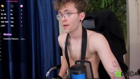 Snapshot of tomas_norton chatting on March 2026 03:17:01 PM tomas_norton online show from March 2026 03:17:01 PM