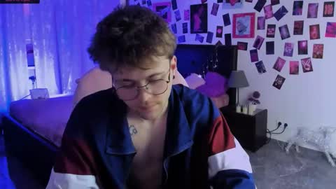 Snapshot of tomas_norton chatting on March 2026 04:01:01 PM tomas_norton online show from March 2026 04:01:01 PM