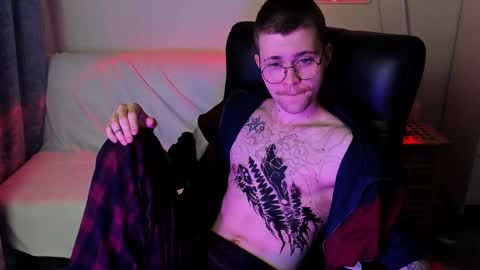 Snapshot of tomas_norton chatting on April 2026 08:42:02 PM tomas_norton online show from April 2026 08:42:02 PM