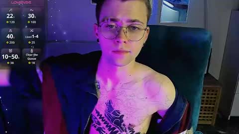 Snapshot of tomas_norton chatting on April 2026 09:10:02 PM tomas_norton online show from April 2026 09:10:02 PM