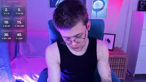 Snapshot of tomas_norton chatting on May 2026 09:01:02 PM tomas_norton online show from May 2026 09:01:02 PM