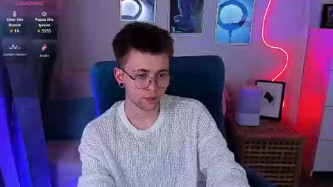 Snapshot of tomas_norton chatting on June 2026 08:18:01 PM tomas_norton online show from June 2026 08:18:01 PM