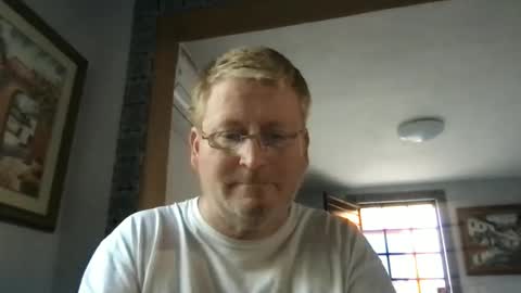 Snapshot of tomascausa chatting on December 2024 11:27:02 PM Hola online show from December 2024 11:27:02 PM