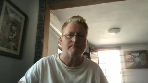 Snapshot of tomascausa chatting on January 2025 06:02:01 PM Hola online show from January 2025 06:02:01 PM