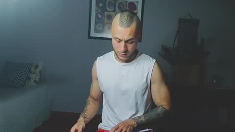 tomDavisXl online show from May 2026 01:45:02 AM