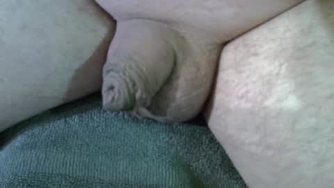 Snapshot of tomhotfun chatting on November 2025 10:24:01 AM TOMHOTFUN online show from November 2025 10:24:01 AM