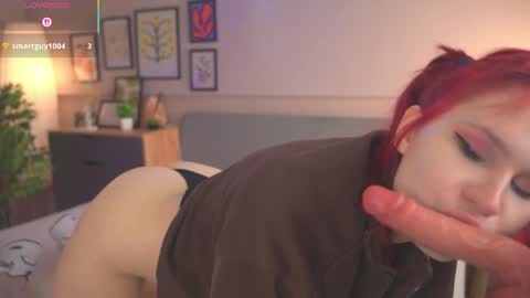 Snapshot of tomiefern chatting on April 2026 02:40:01 PM Tomie online show from April 2026 02:40:01 PM