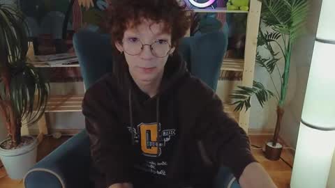 Tommie online show from March 2025 05:35:01 AM