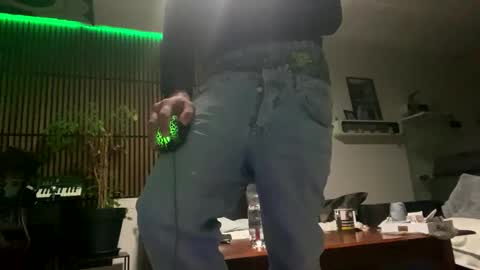 Snapshot of tommit84 chatting on March 2025 01:12:01 AM tommit84 online show from March 2025 01:12:01 AM