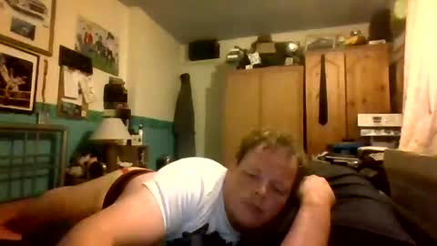 Snapshot of tommp1990 chatting on June 2026 03:04:01 AM TommyP90 online show from June 2026 03:04:01 AM