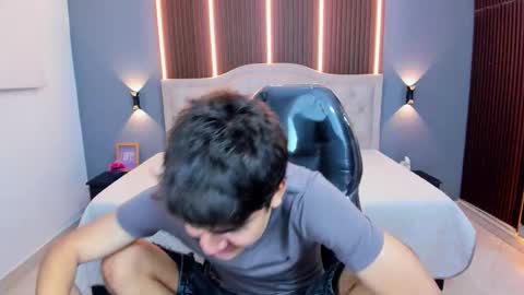 Snapshot of tommy18__ chatting on February 2026 03:12:02 AM Tommy online show from February 2026 03:12:02 AM