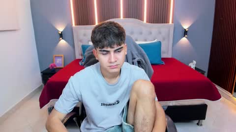 Snapshot of tommy18__ chatting on February 2026 03:45:02 AM Tommy online show from February 2026 03:45:02 AM