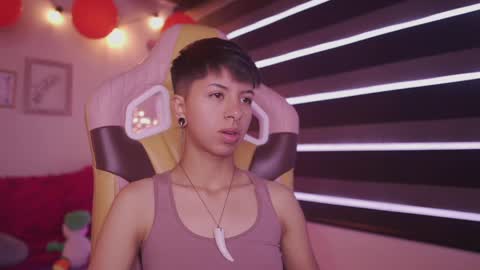 Blue  online show from February 2025 12:36:02 PM