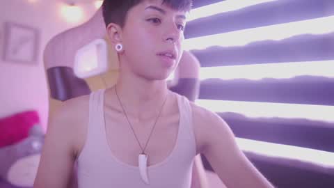 Blue  online show from March 2025 04:02:01 PM