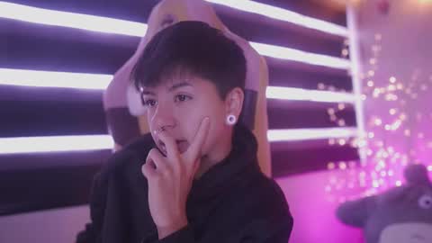 Blue  online show from March 2025 12:56:02 PM