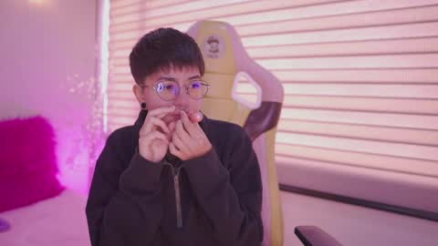 Blue  online show from April 2026 12:19:02 PM