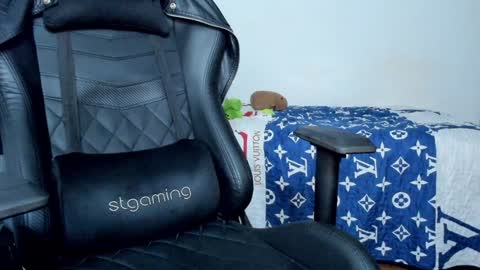 Twitter BreddTommy IG tommy bredd online show from January 2025 12:41:01 AM