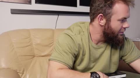 Snapshot of tommy_burnzzz chatting on December 2024 09:28:02 AM tommy burnzzz online show from December 2024 09:28:02 AM