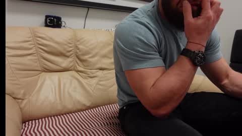 Snapshot of tommy_burnzzz chatting on December 2024 03:29:01 AM tommy burnzzz online show from December 2024 03:29:01 AM