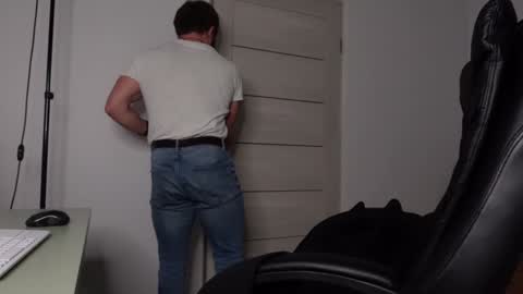 Snapshot of tommy_burnzzz chatting on January 2025 02:40:01 AM tommy burnzzz online show from January 2025 02:40:01 AM