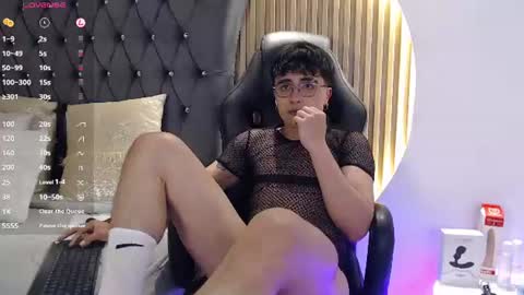 Snapshot of tommy_claks chatting on July 2026 09:06:02 PM Tommy online show from July 2026 09:06:02 PM