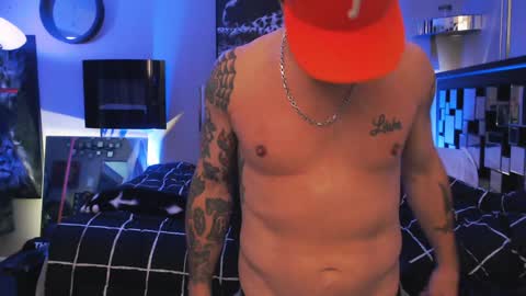 Snapshot of tommy_knuckles chatting on December 2024 03:26:01 PM Tommy online show from December 2024 03:26:01 PM