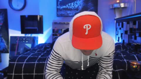 Snapshot of tommy_knuckles chatting on January 2025 03:37:01 AM Tommy online show from January 2025 03:37:01 AM