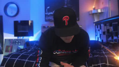 Snapshot of tommy_knuckles chatting on January 2025 12:35:02 PM Tommy online show from January 2025 12:35:02 PM