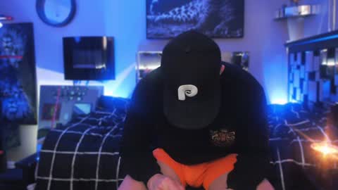 Snapshot of tommy_knuckles chatting on January 2025 05:28:02 AM Tommy online show from January 2025 05:28:02 AM